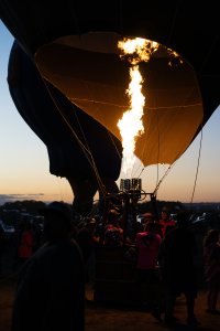 2024BalloonFiestaGlow-70.jpg